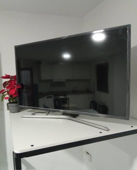 Vivienda De 80M Cuadrados A Dos Minutos Del Mar Apartment บิยาโฮโยซา ภายนอก รูปภาพ